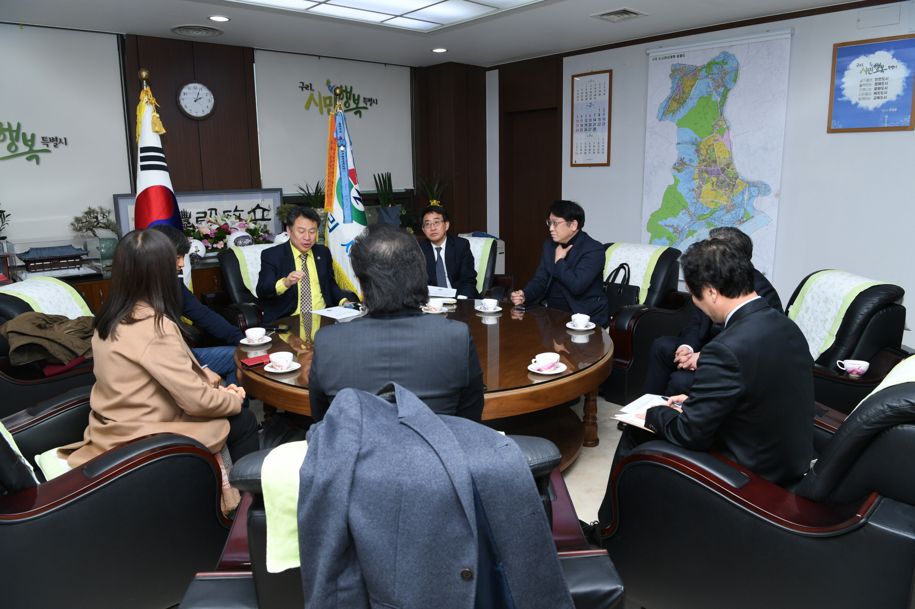 교육과 사람들 제안 브리핑 이미지 3 - 본문에 자세한설명을 제공합니다.