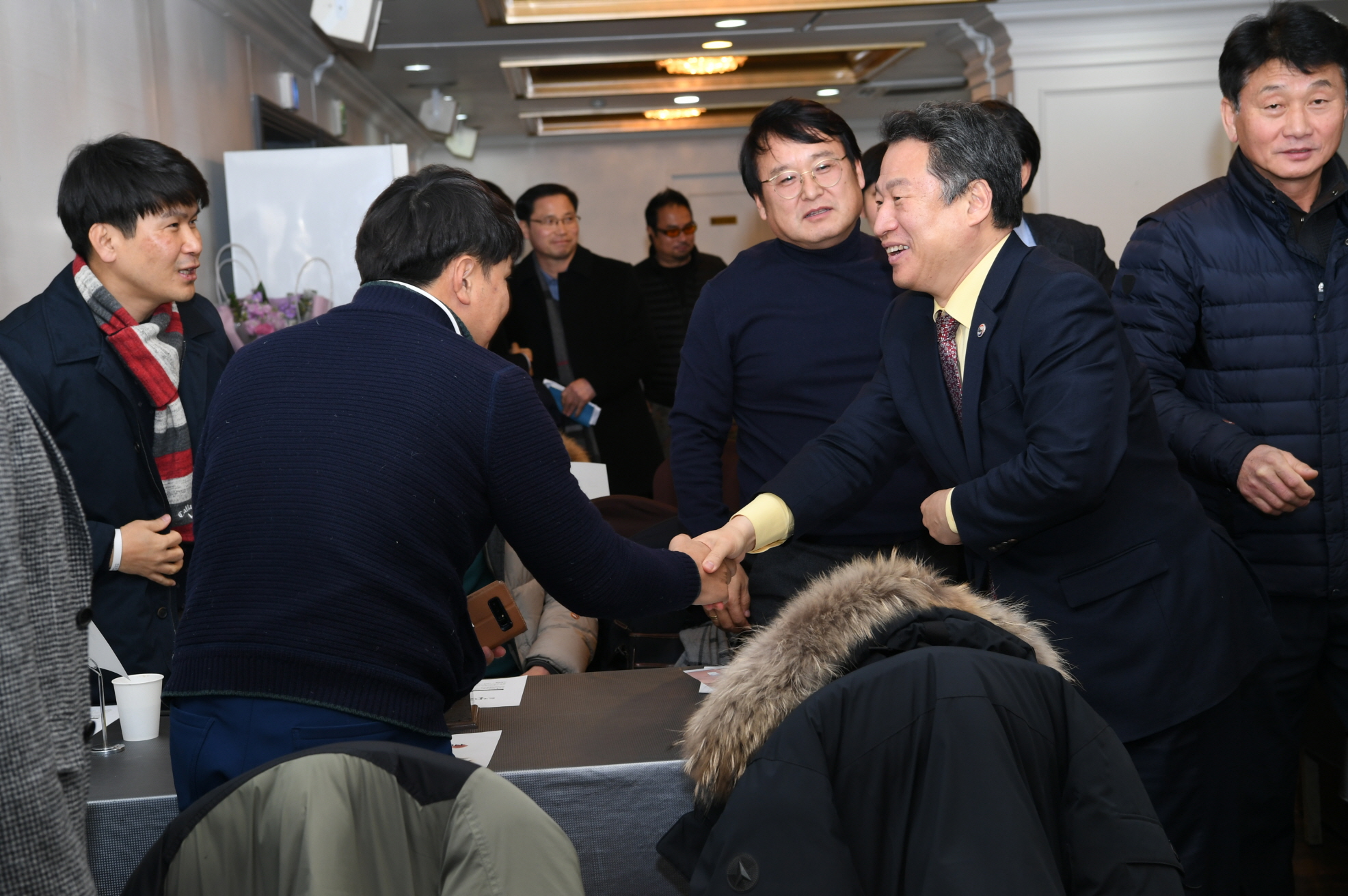   축구연합회 송년회 이미지 8 - 본문에 자세한설명을 제공합니다.