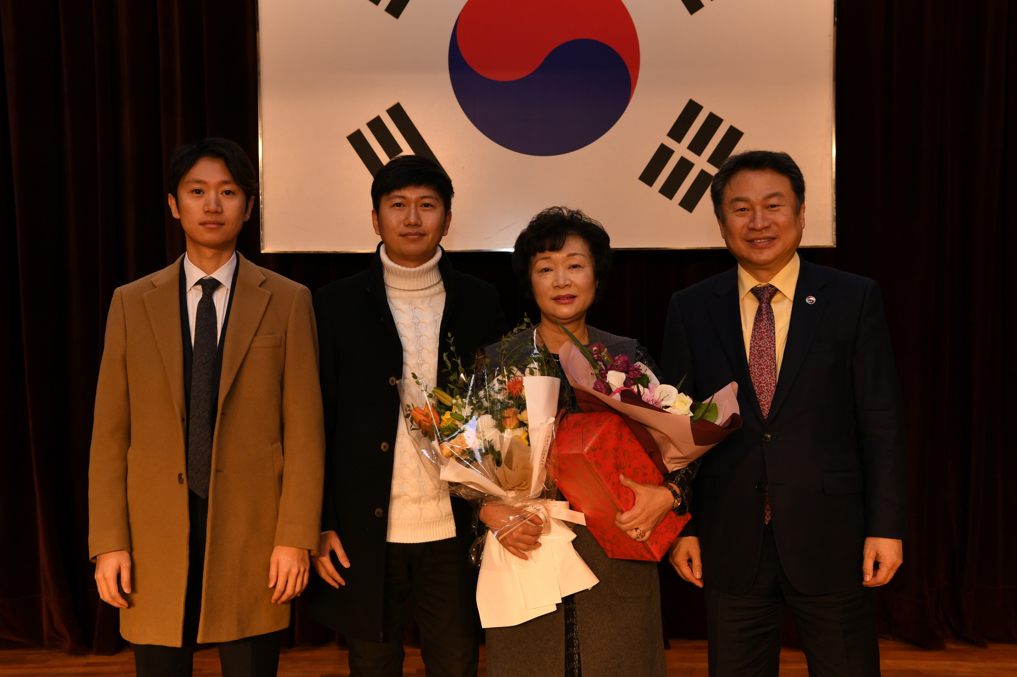 정년퇴임식 이미지 33 - 본문에 자세한설명을 제공합니다.