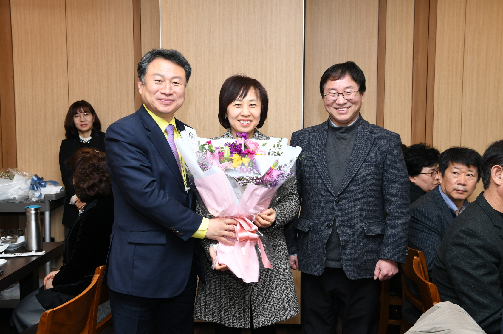 제28,29대 부시장 송환영회 이미지 4 - 본문에 자세한설명을 제공합니다.