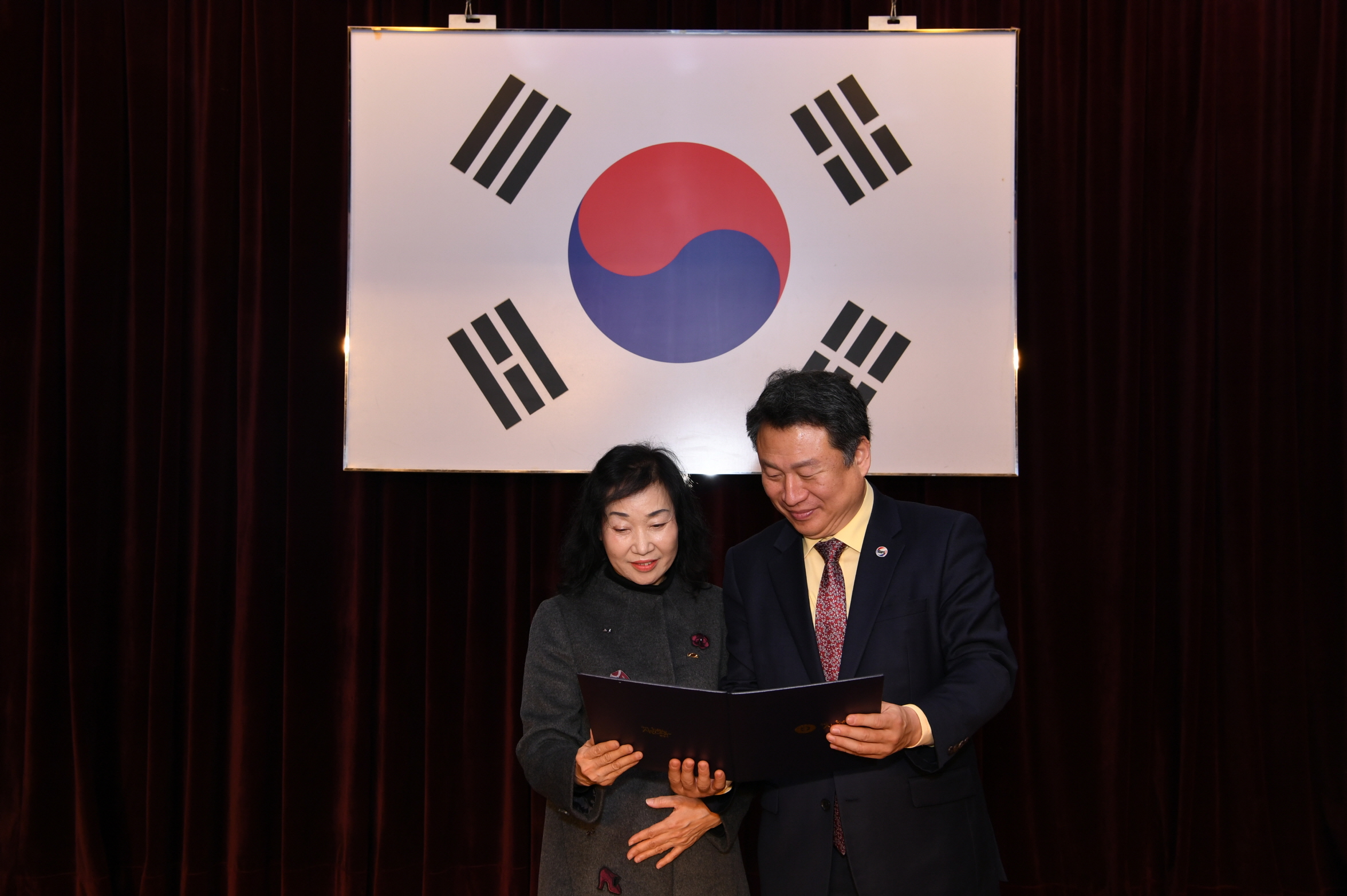 정년퇴임식 이미지 50 - 본문에 자세한설명을 제공합니다.