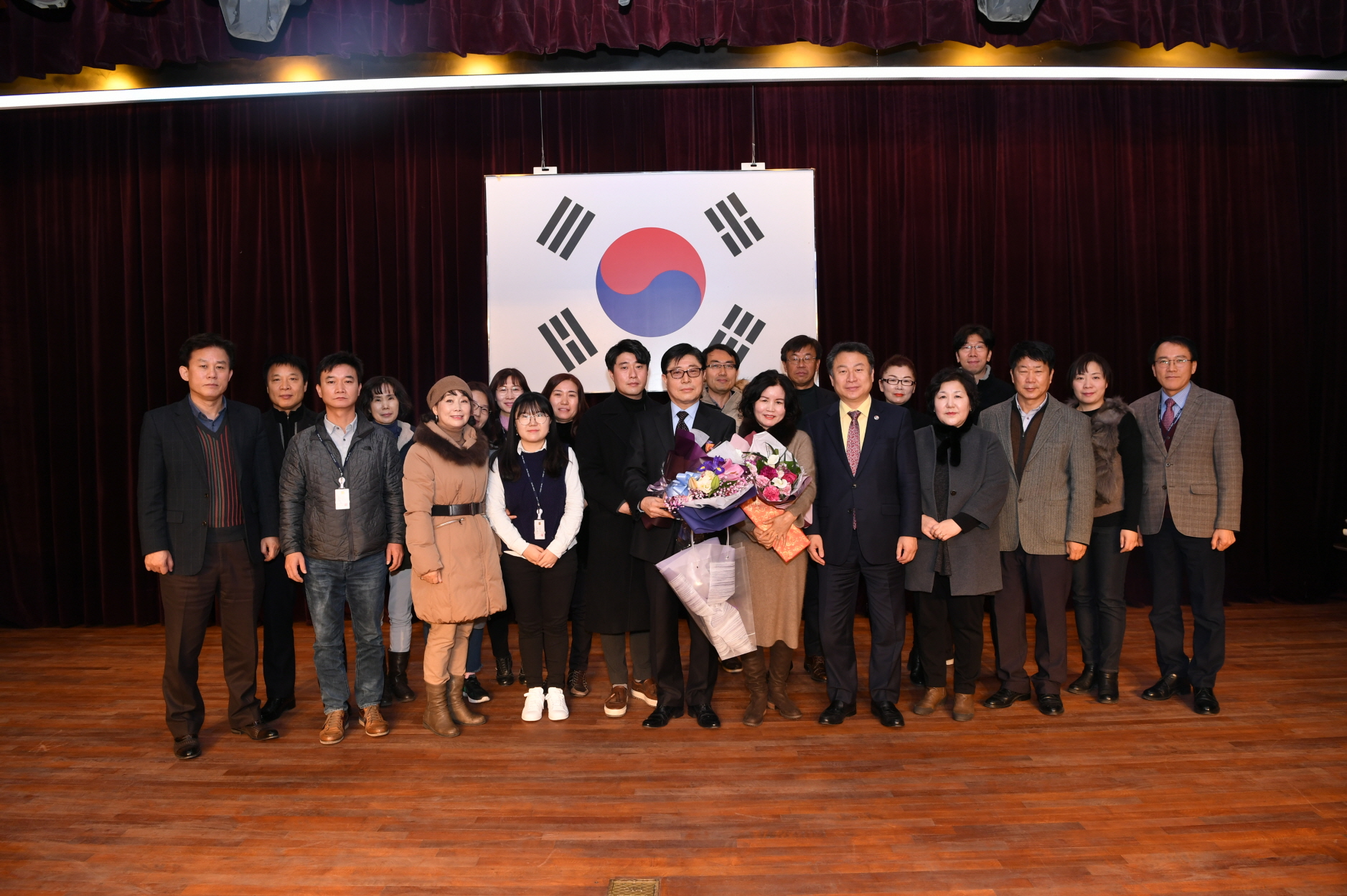 정년퇴임식 이미지 64 - 본문에 자세한설명을 제공합니다.