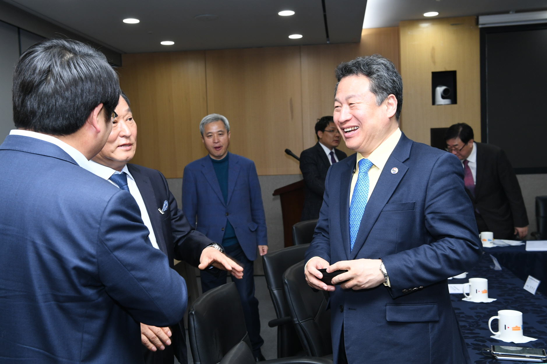 자치분권지방정부 협의회 회원 환담 이미지 12 - 본문에 자세한설명을 제공합니다.