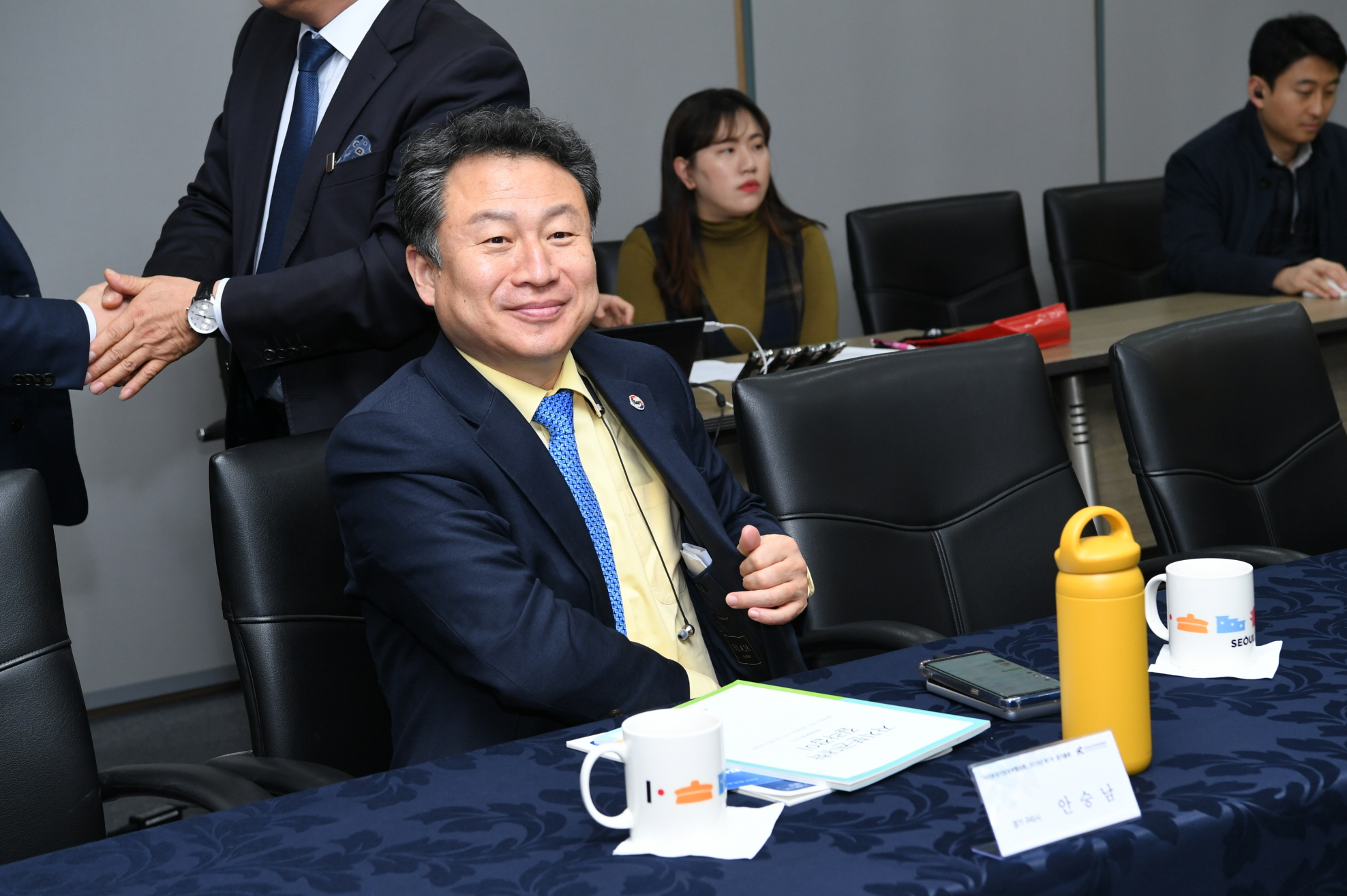 자치분권지방정부 협의회 회원 환담 이미지 15 - 본문에 자세한설명을 제공합니다.