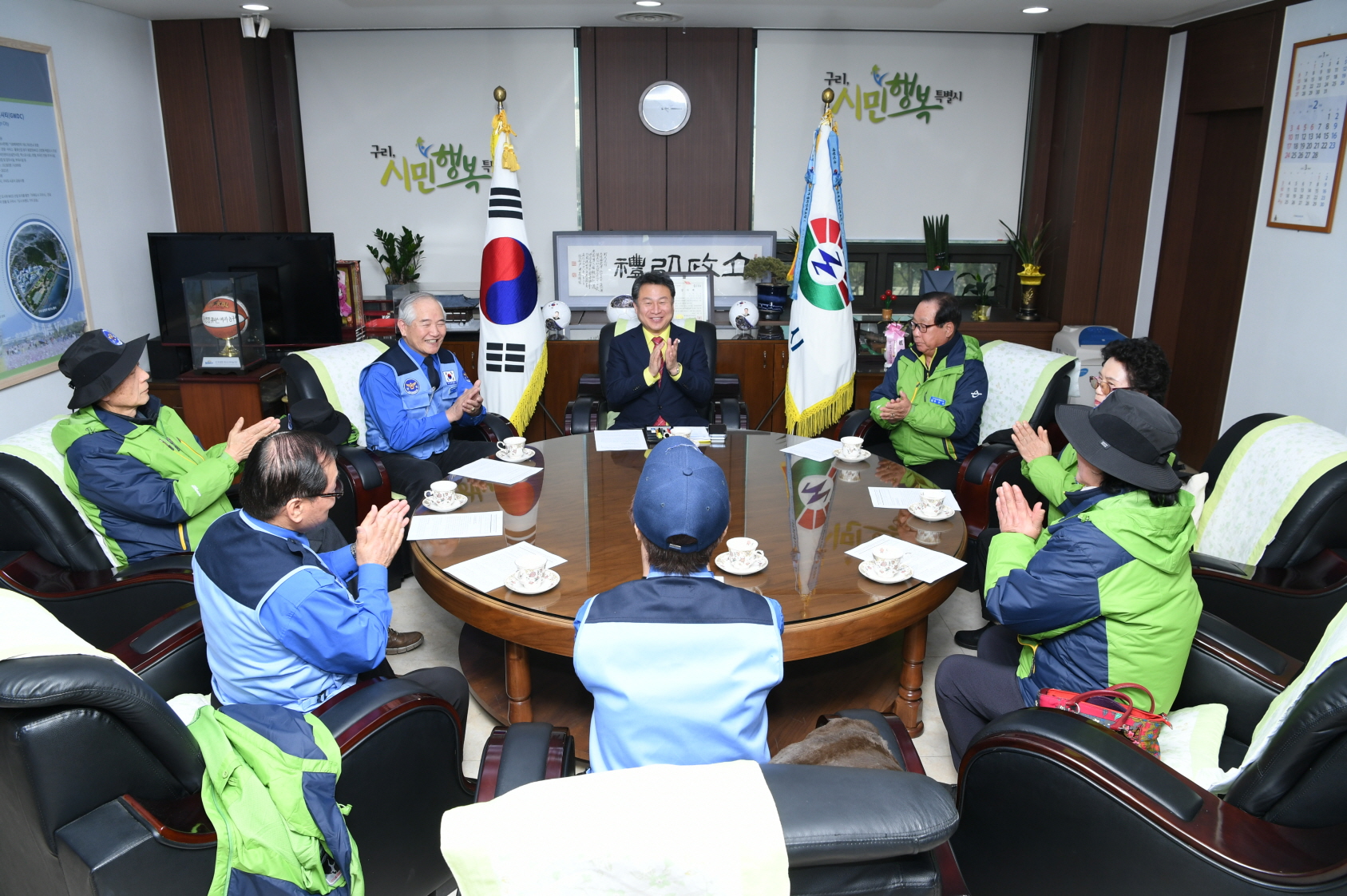 실버경찰봉사대 간담회 이미지 8 - 본문에 자세한설명을 제공합니다.