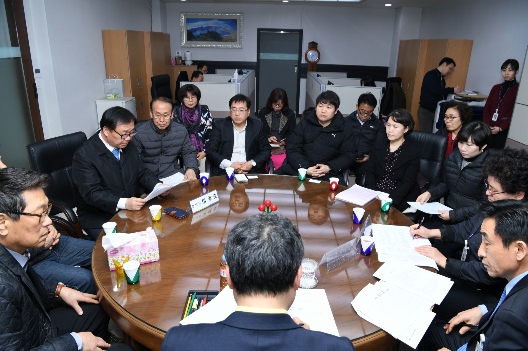 야간시장실 운영 이미지 1 - 본문에 자세한설명을 제공합니다.