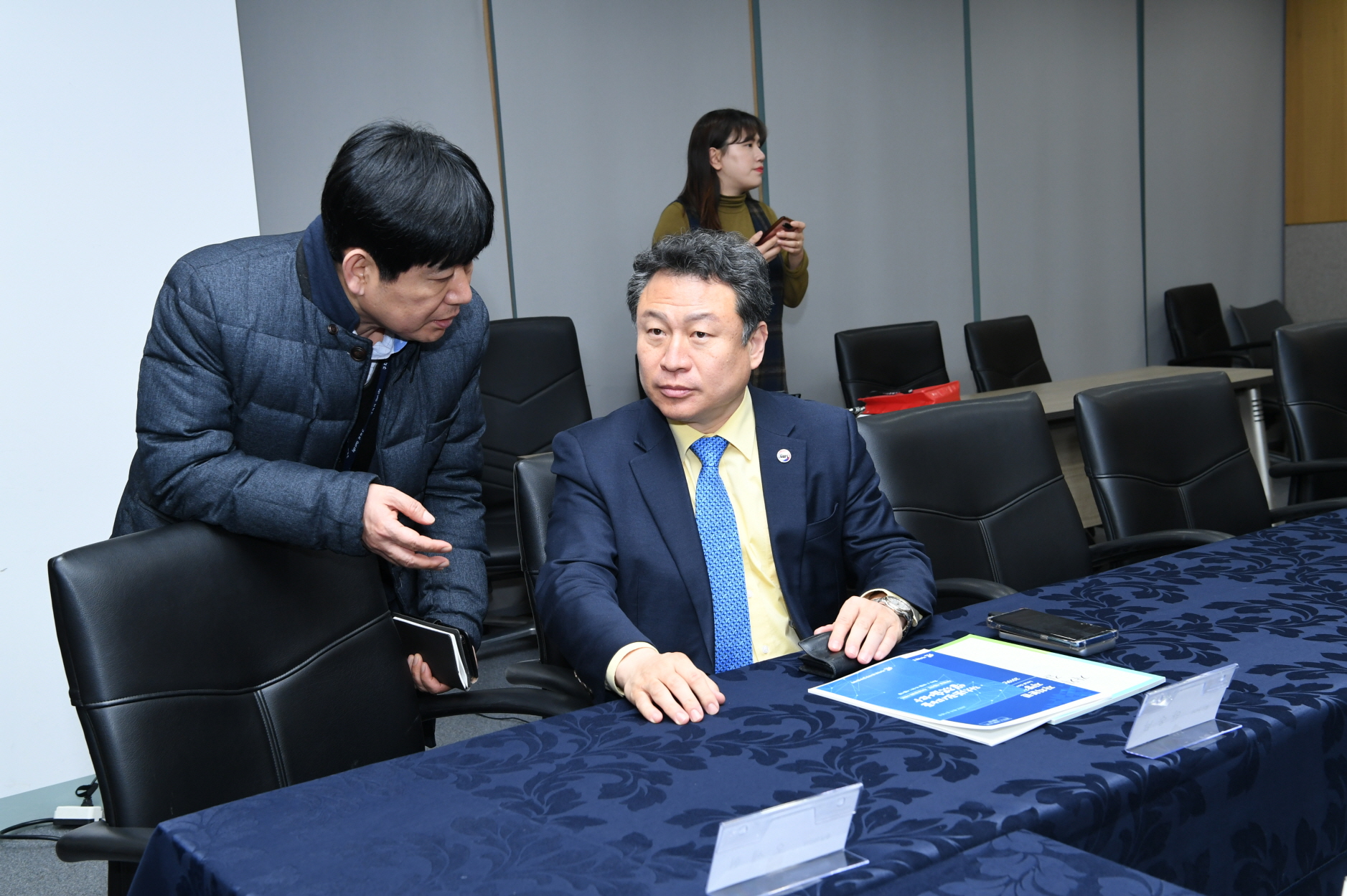 자치분권지방정부 협의회 회원 환담 이미지 19 - 본문에 자세한설명을 제공합니다.