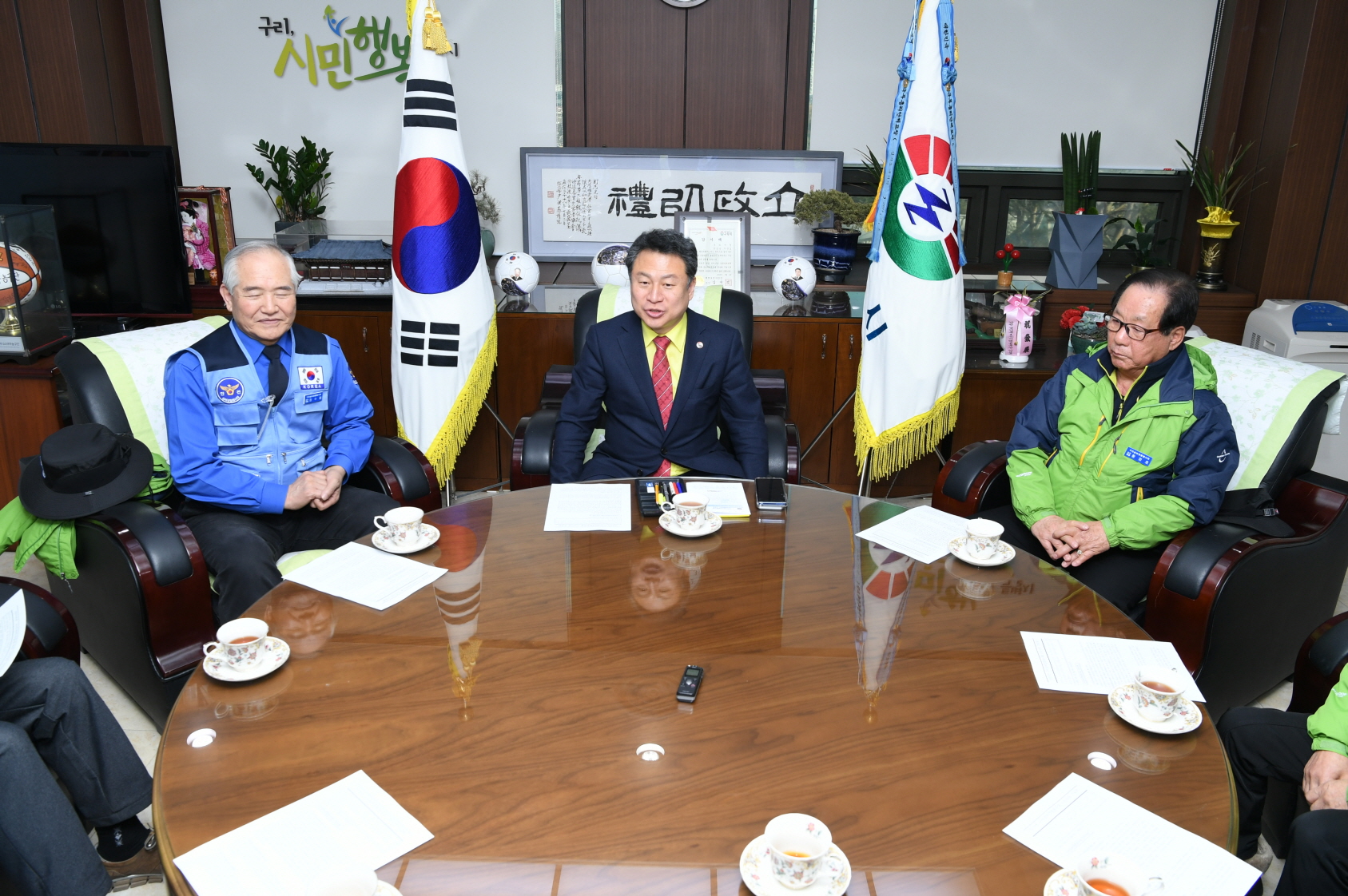 실버경찰봉사대 간담회 이미지 4 - 본문에 자세한설명을 제공합니다.