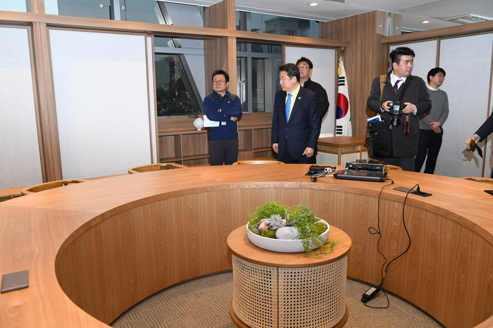 박원순 서울시장 집무실 방문 이미지 5 - 본문에 자세한설명을 제공합니다.