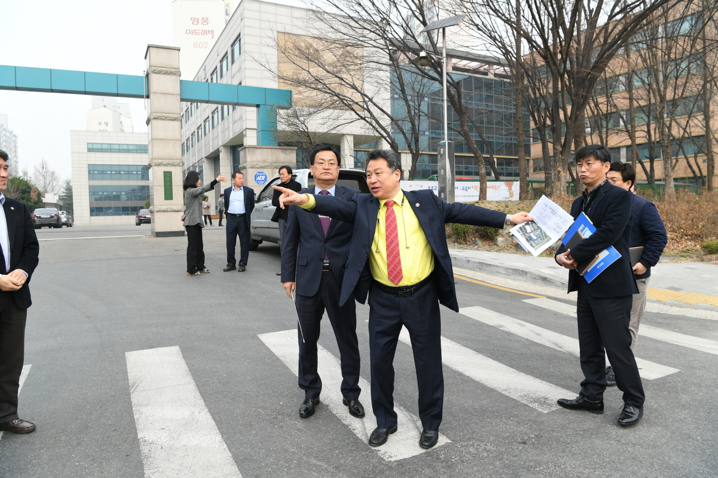 수택고등학교 앞 도로시설 점검 이미지 3 - 본문에 자세한설명을 제공합니다.