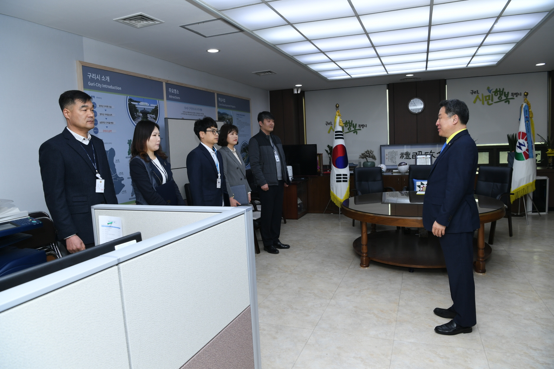 인사발령 이미지 3 - 본문에 자세한설명을 제공합니다.