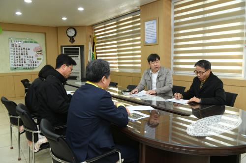 동구중학교 옆 쌈지공원 현장방문 이미지