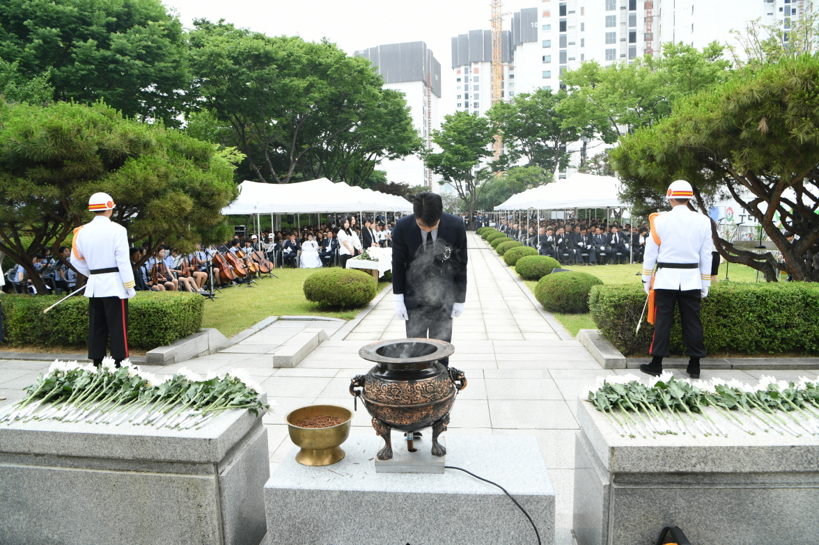 제64회 현충일 추념식 2-1 이미지 3 - 본문에 자세한설명을 제공합니다.