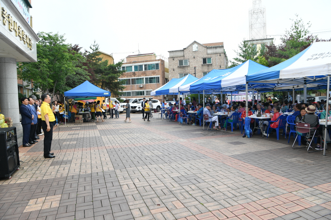 제3회 희망풍차 결연세대화 독거어르신 추억더하기 짜장면 먹는 날 이미지 29 - 본문에 자세한설명을 제공합니다.