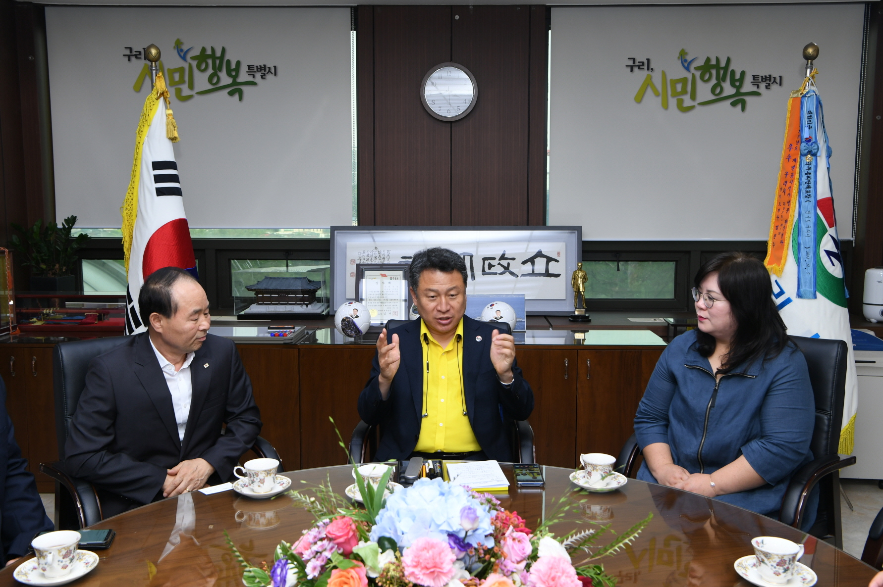 대한적십자사 서울동부혈액원 전경식원장 간담회 이미지 2 - 본문에 자세한설명을 제공합니다.