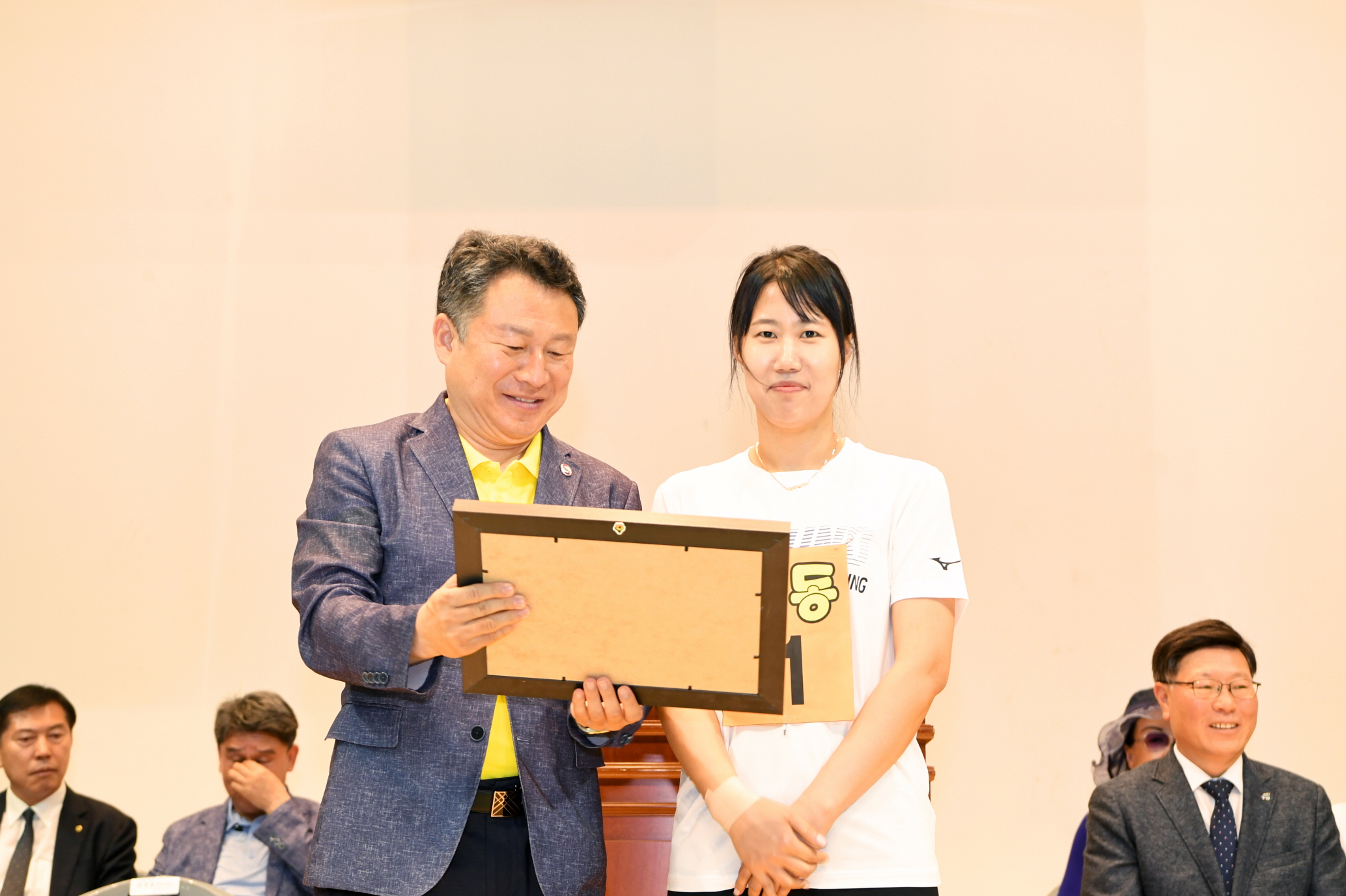 제7회 구리시의회 의장기 생활체육 배구대회 이미지 56 - 본문에 자세한설명을 제공합니다.