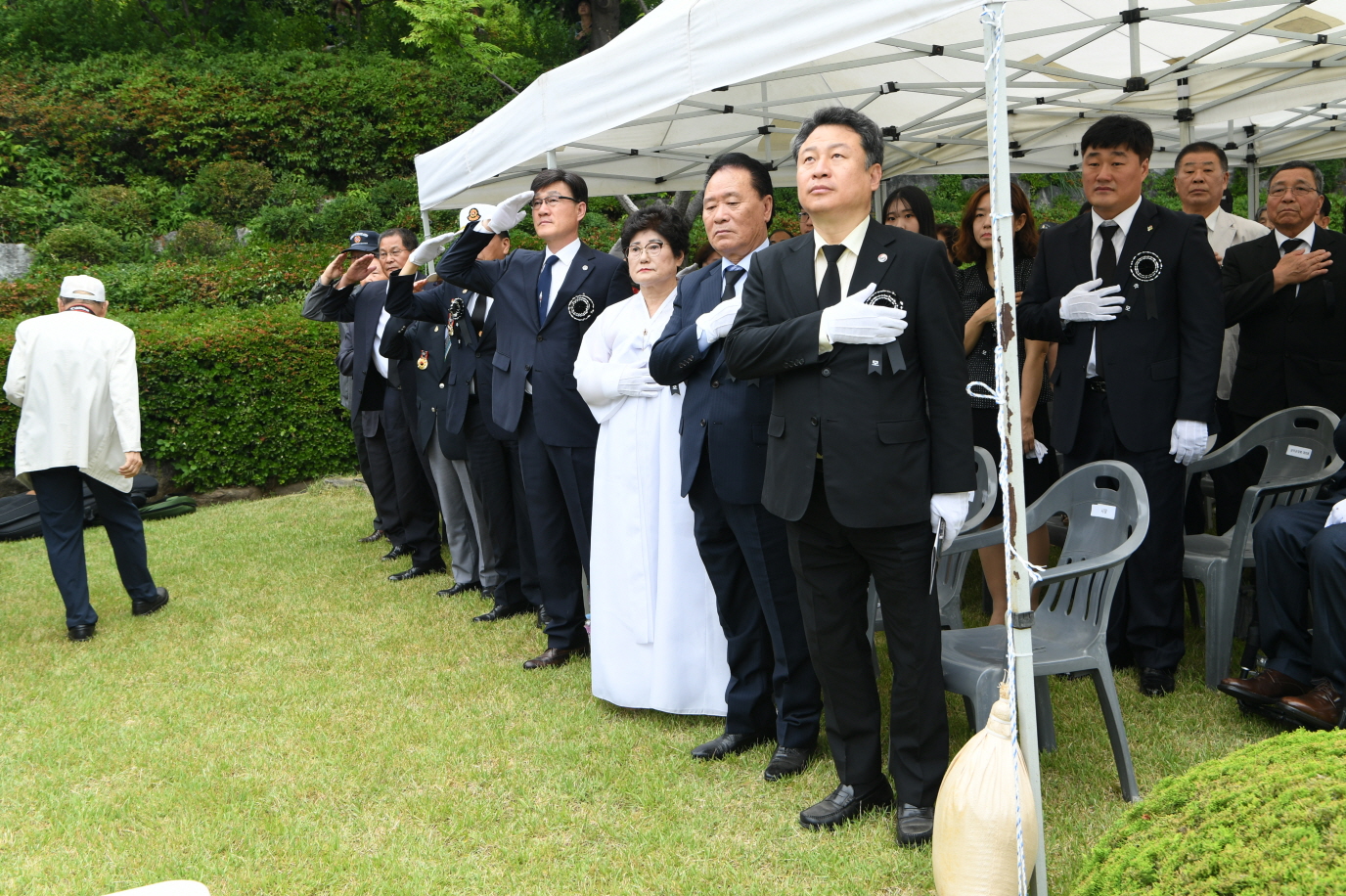 제64회 현충일 추념식 2-1 이미지 77 - 본문에 자세한설명을 제공합니다.