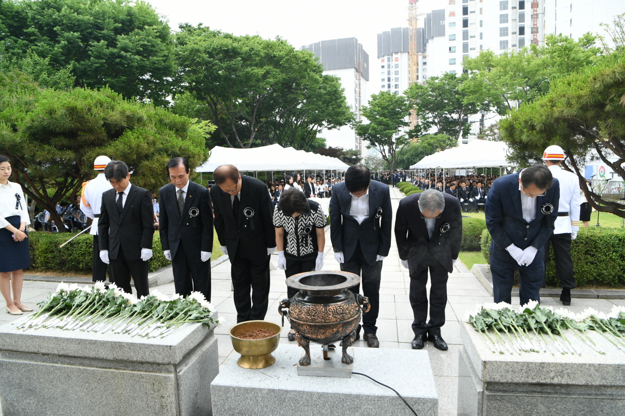 제64회 현충일 추념식 2-1 이미지 8 - 본문에 자세한설명을 제공합니다.