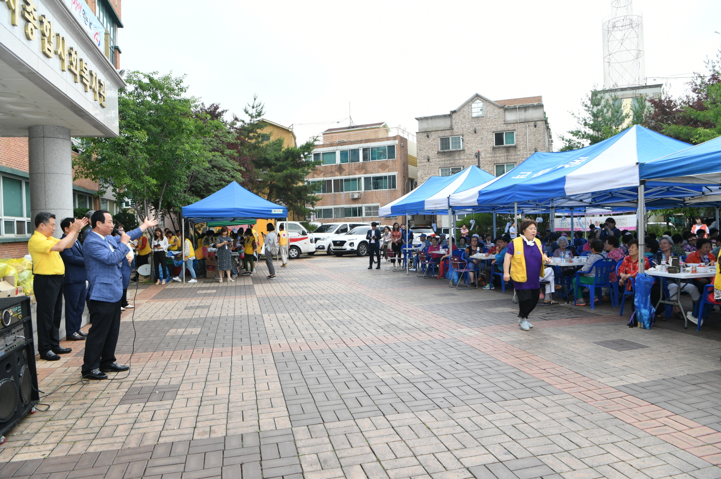 제3회 희망풍차 결연세대화 독거어르신 추억더하기 짜장면 먹는 날 이미지 26 - 본문에 자세한설명을 제공합니다.
