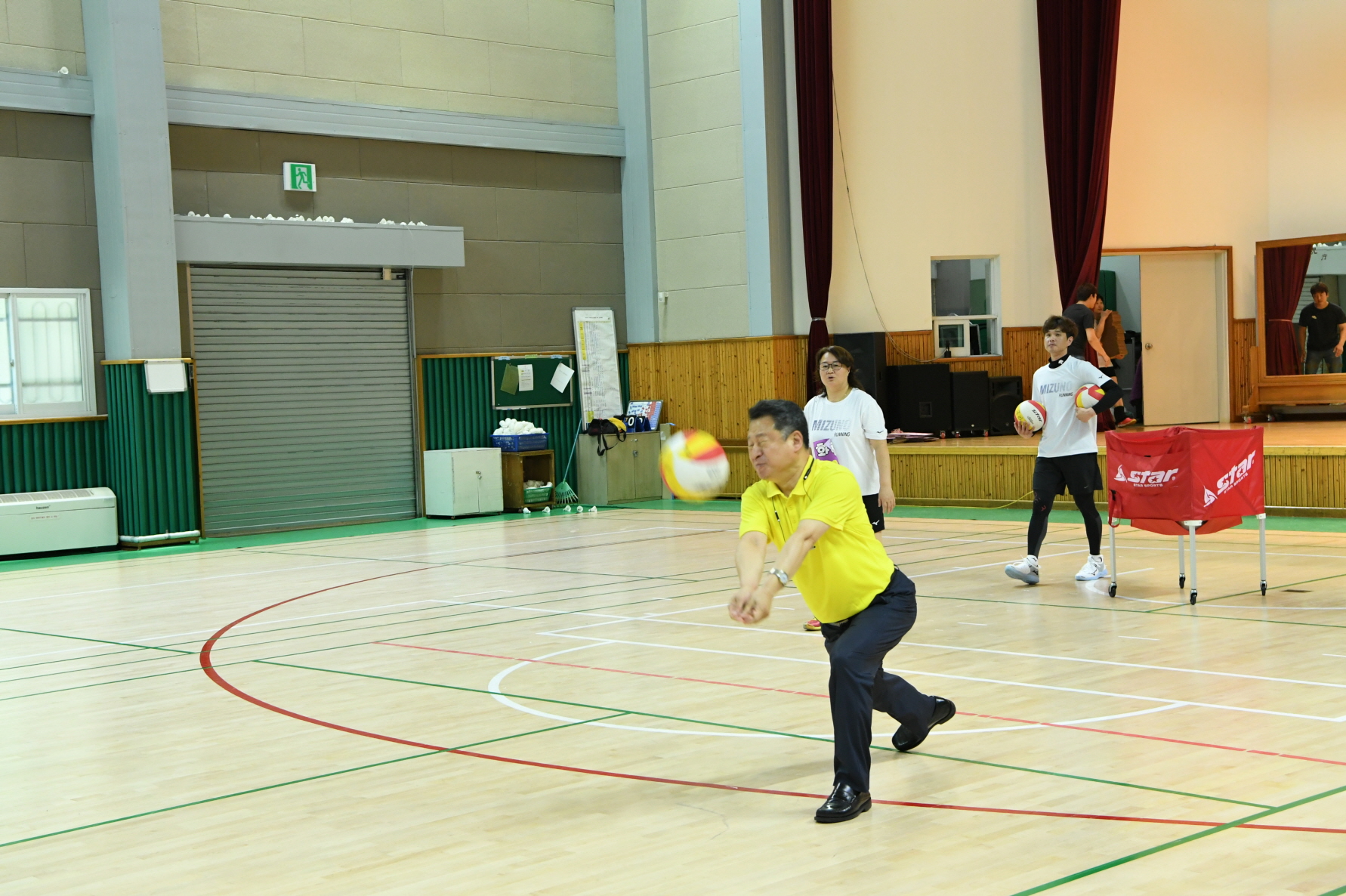 제7회 구리시의회 의장기 생활체육 배구대회 이미지 1 - 본문에 자세한설명을 제공합니다.