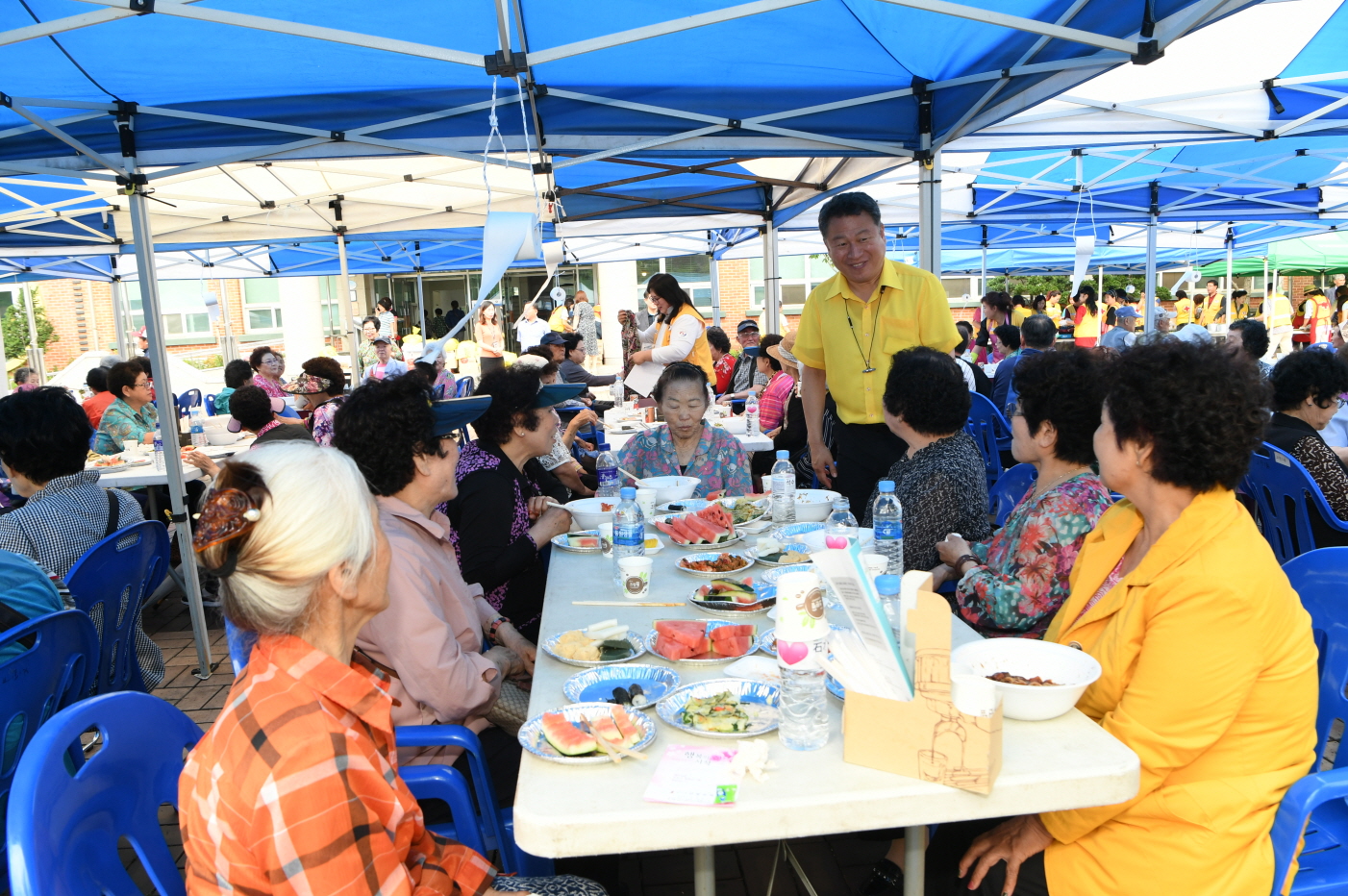 제3회 희망풍차 결연세대화 독거어르신 추억더하기 짜장면 먹는 날 이미지 10 - 본문에 자세한설명을 제공합니다.