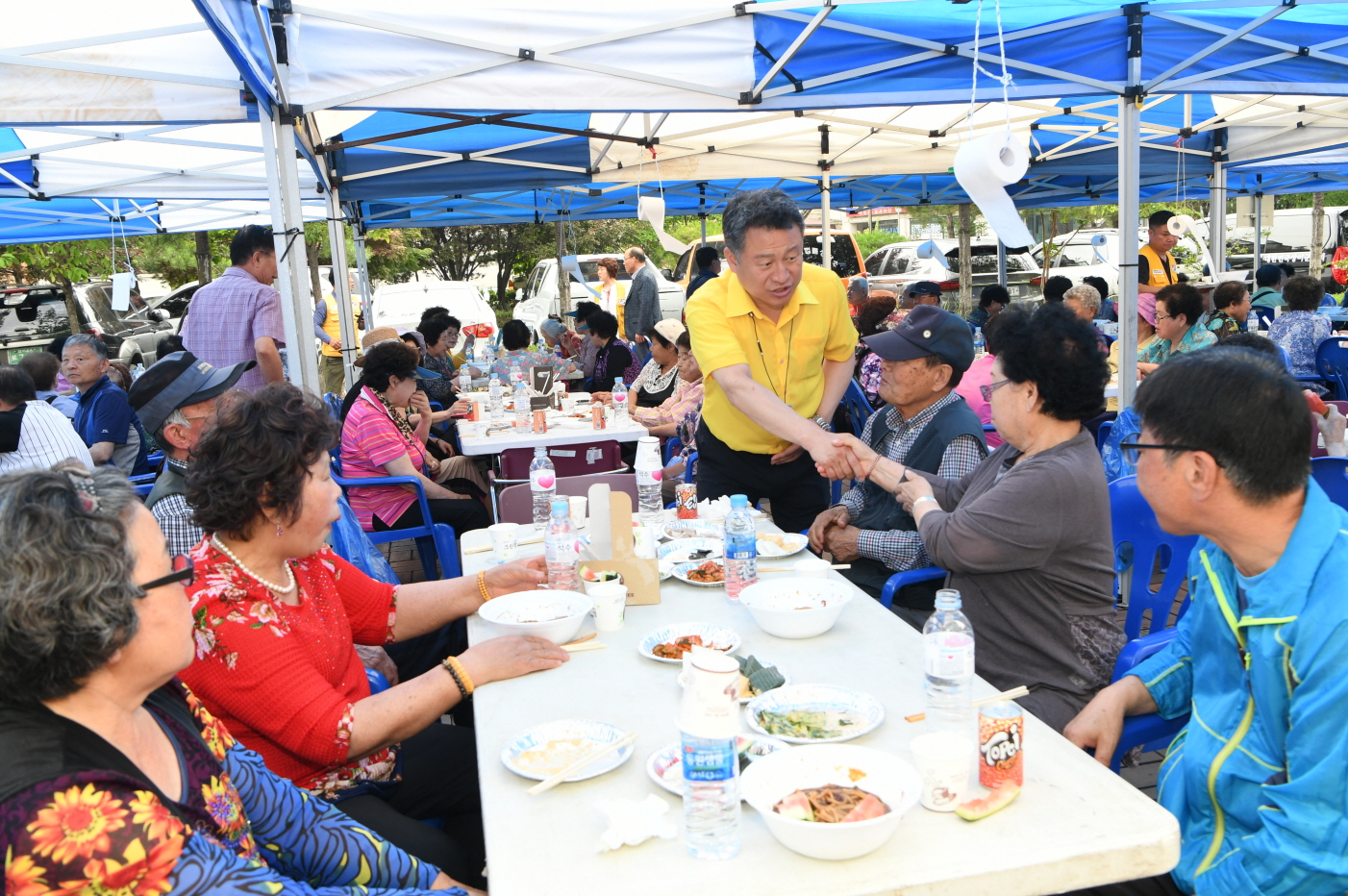제3회 희망풍차 결연세대화 독거어르신 추억더하기 짜장면 먹는 날 이미지 13 - 본문에 자세한설명을 제공합니다.