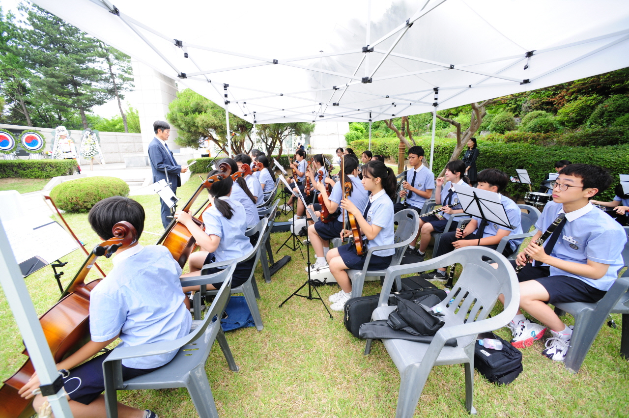 제64회 현충일 추념식 2-1 이미지 71 - 본문에 자세한설명을 제공합니다.