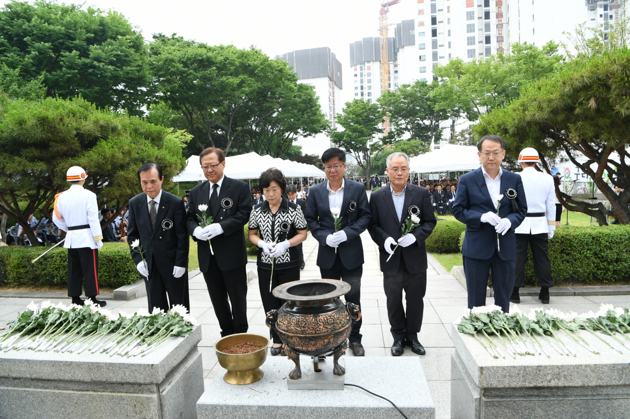 제64회 현충일 추념식 2-1 이미지 10 - 본문에 자세한설명을 제공합니다.