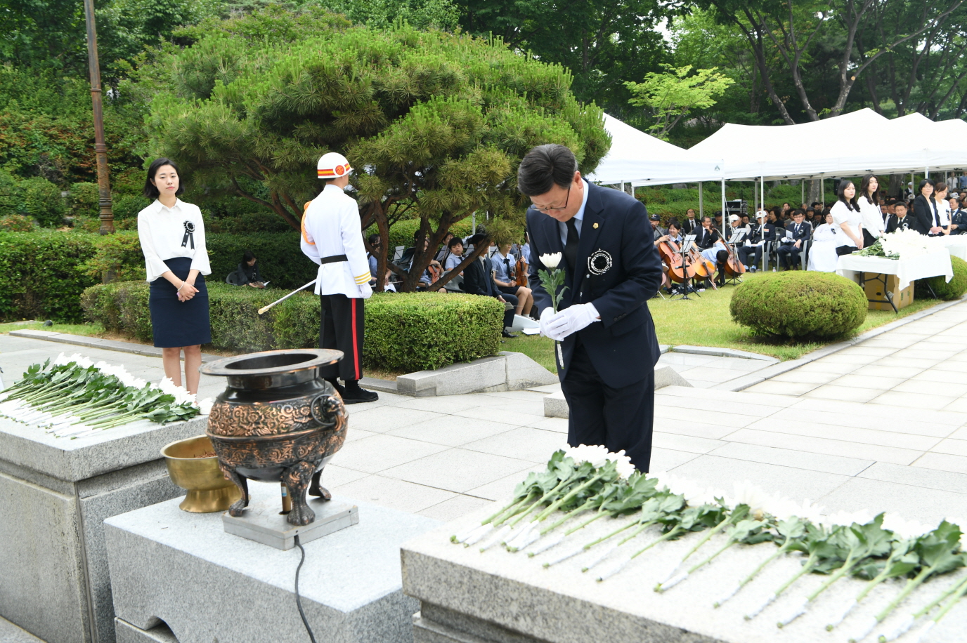 제64회 현충일 추념식 2-1 이미지 30 - 본문에 자세한설명을 제공합니다.
