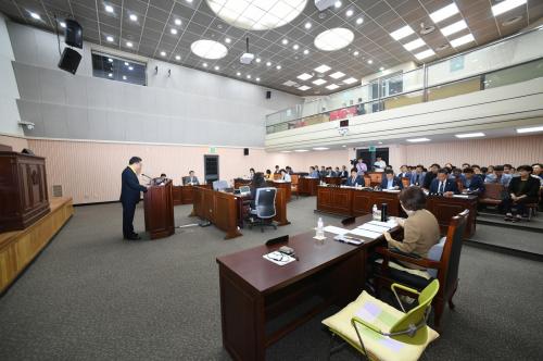 안승남 시장 시정질의답변 이미지