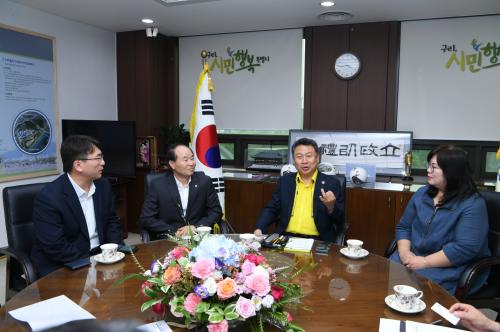 대한적십자사 서울동부혈액원 전경식원장 간담회 이미지