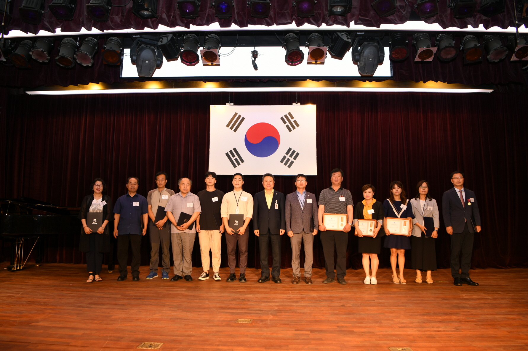 7월 월례조회(취임1주년) 이미지 52 - 본문에 자세한설명을 제공합니다.