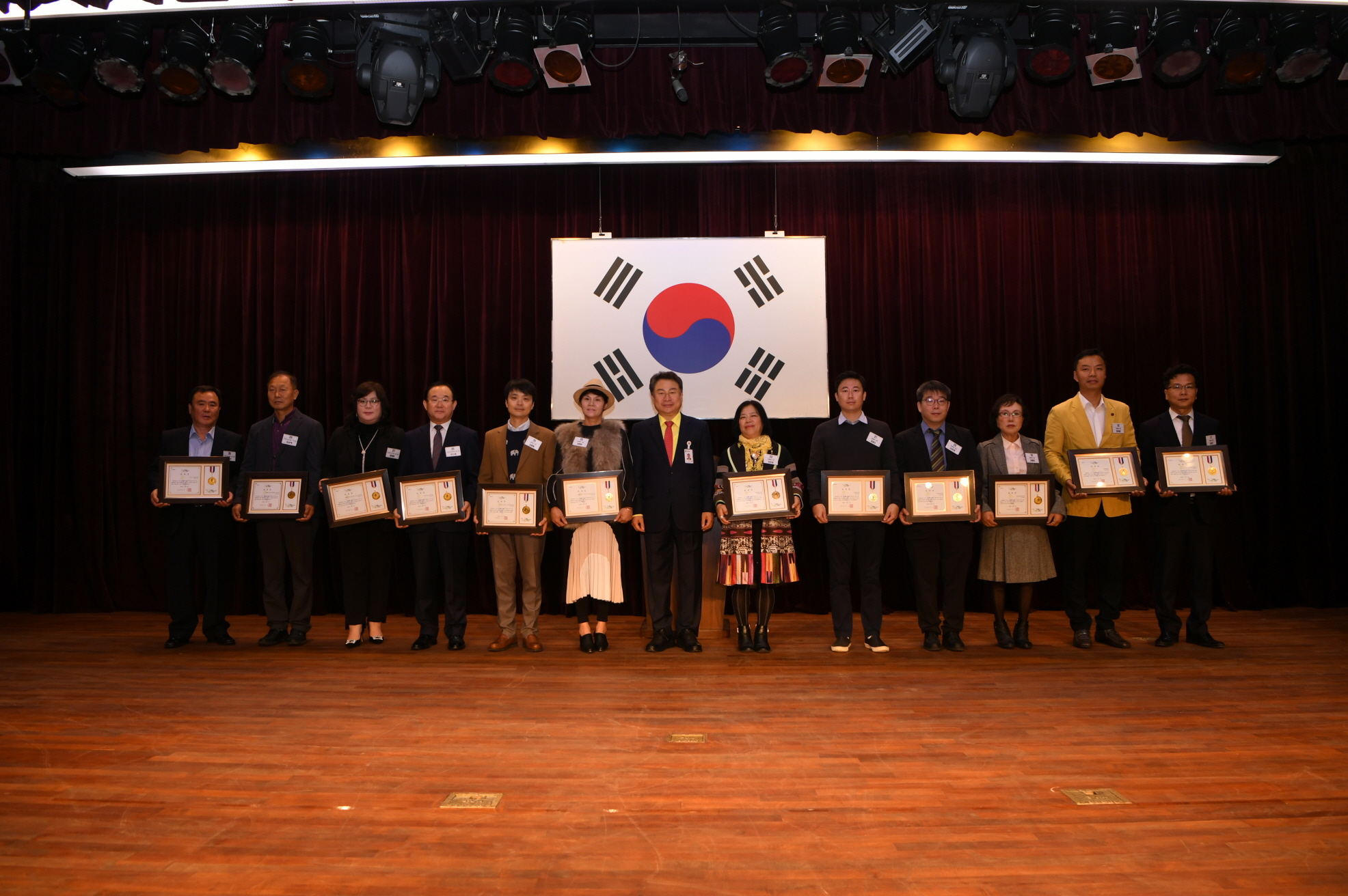 11월 월례조회 이미지 34 - 본문에 자세한설명을 제공합니다.