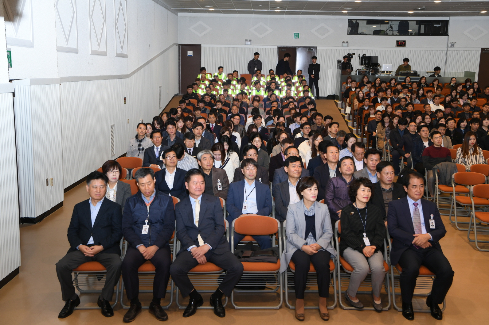 11월 월례조회 이미지 16 - 본문에 자세한설명을 제공합니다.
