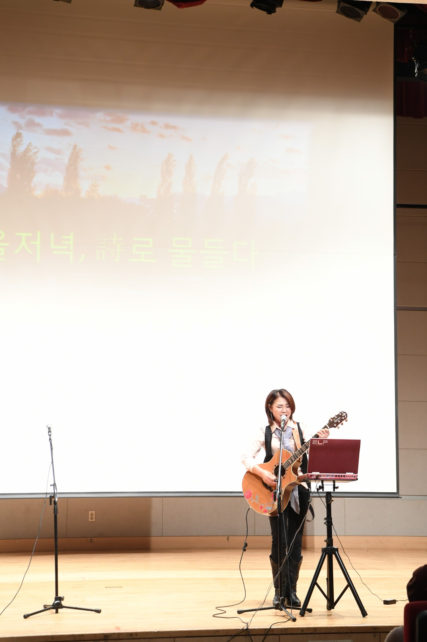 제27회 문학의 밤 이미지 5 - 본문에 자세한설명을 제공합니다.