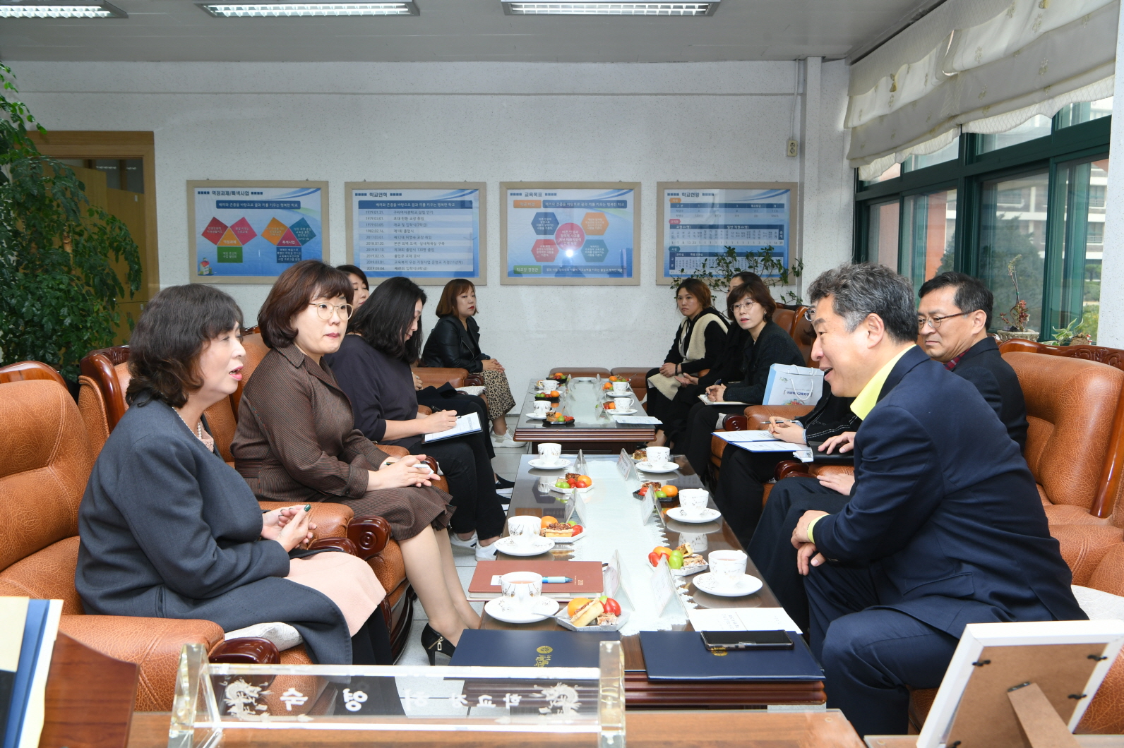 2019 학교방문 및 학교장과의 간담회 - 구리여자중학교 이미지 8 - 본문에 자세한설명을 제공합니다.