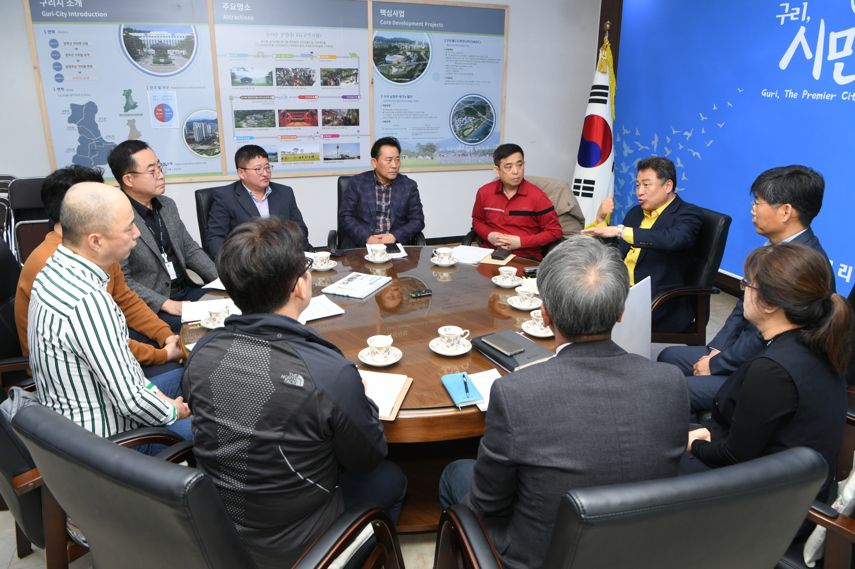 이문안 상가번영회 면담 이미지 6 - 본문에 자세한설명을 제공합니다.