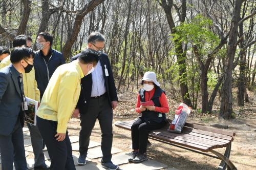갈매구릉산자락길(무장애길) 완공 현장 점검 이미지