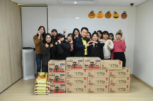 설맞이 사회복지시설 시장님 방문 위문 - 구리시여자단기청소년쉼터 이미지