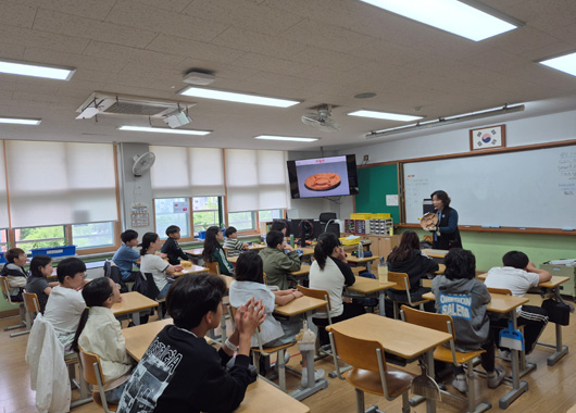 학교로 온(ON) 활동사진